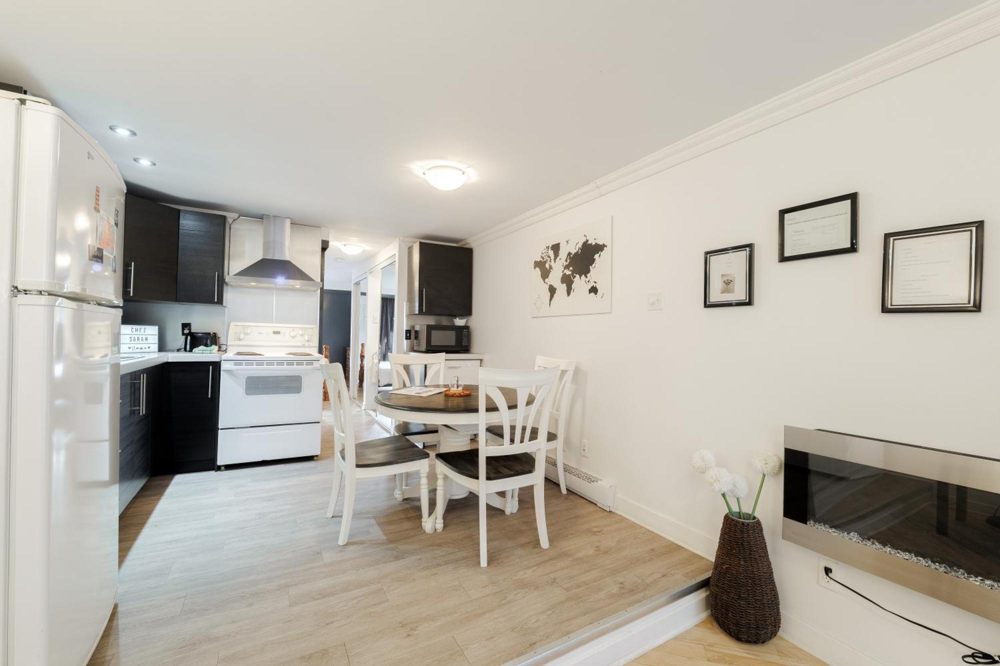 Appartamento Chez Sarah: Montreal Themed Cozy Loft Esterno foto